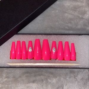 Premier luxury press-ons